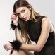 Пухнасті наручники Bijoux Indiscrets Za za zu - feather handcuffs, перові, подарункова упаковка SO2673 фото 3