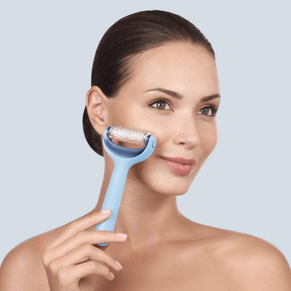Електронний ролер для обличчя та тіла з мікроголками GESKE MicroNeedle Face&Body Roller 8в1 aquamarine HB0204 фото