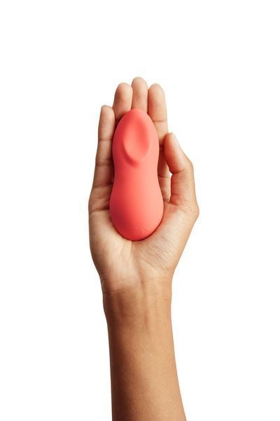 Потужний міні-вібромасажер We-Vibe Touch X Crave Coral, зручно поєднувати з сексом, що проникає. SO6934 фото