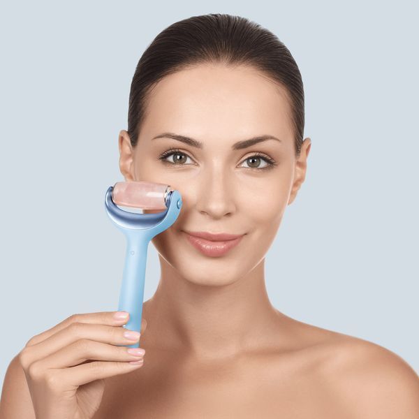 Роллер для игольчатой мезотерапии лица и тела GESKE MicroNeedle Face&Body Roller 9в1 aquamarine HB0215 фото