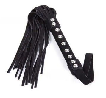 Плеть черного цвета с заклепками DS Fetish Leather flogger black suede leather, 50 см. 292400121 фото